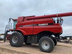 Case IH 8120 Header - picture0' - Click to enlarge