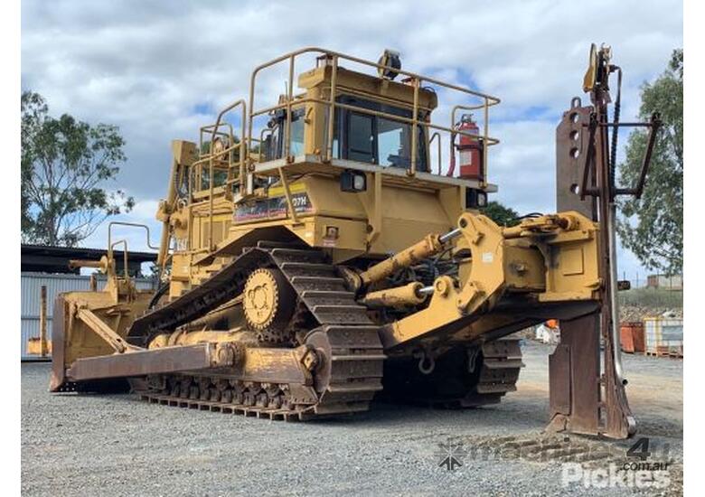 caption 1995 Caterpillar D7H XR