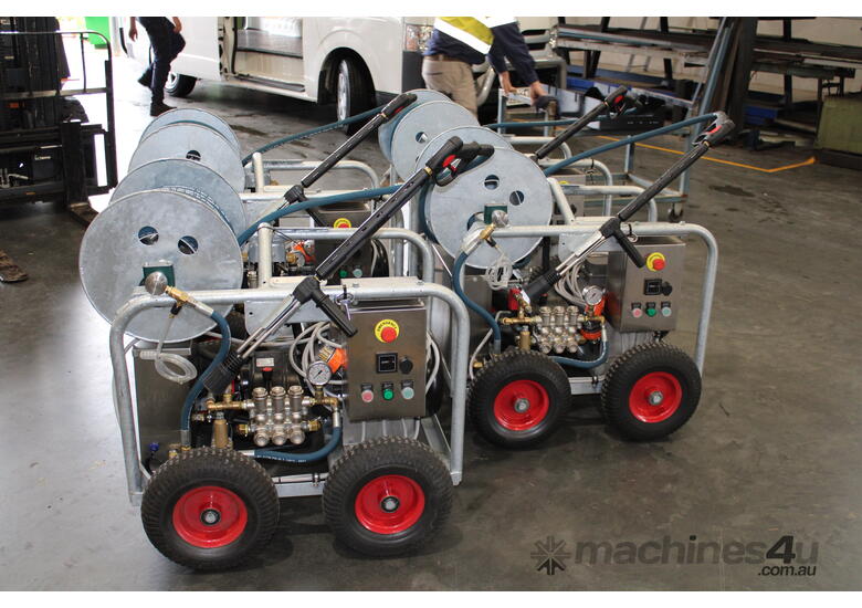 caption 10HP Electric ThoroughClean Water Blaster - Powered by an Italian 10HP – 240 Volt motor!