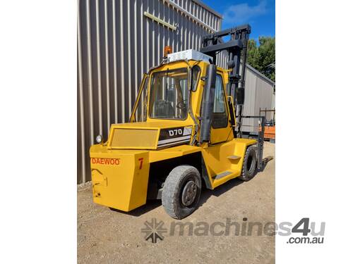 Daewoo 7 Tonne Diesel Counterbalance Forklift