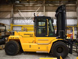 NEW 16t Omega Forklift - Aircon Cab with Fork Positioner - picture0' - Click to enlarge