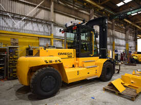 NEW 16t Omega Forklift - Aircon Cab with Fork Positioner - picture1' - Click to enlarge