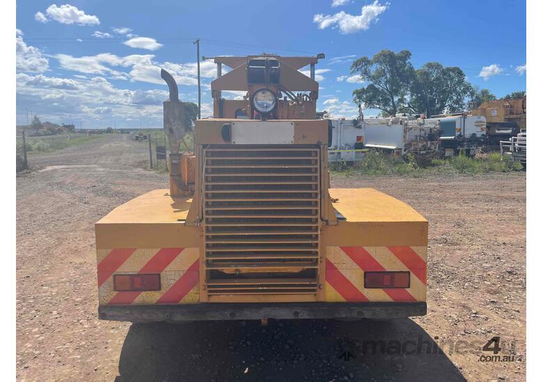 caption FRANNA 4WD CRANE