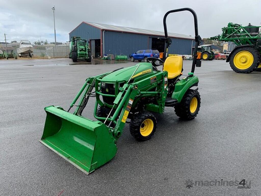 Used 2015 John Deere 1023E 4WD Tractors 0-79hp in , - Listed on Machines4u