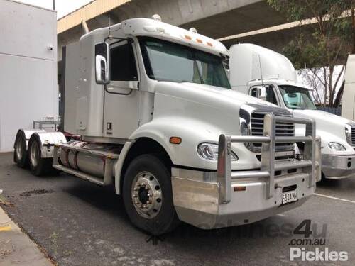 2008 Freightliner Columbia FLX