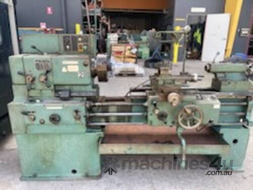 Tos SN 40 Centre Lathe