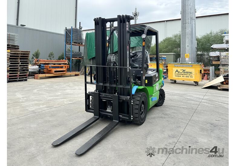caption EP ICE251 – 2.5T Electric Power Forklift | Lithium Battery & Fast Charger | 4.8m Lift Height