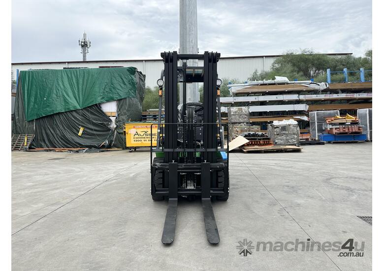 caption EP ICE251 – 2.5T Electric Power Forklift | Lithium Battery & Fast Charger | 4.8m Lift Height