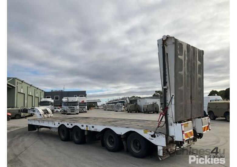 Buy Used drake 2005 Drake Quad Axle Low Loader O D Tipping Trailers in