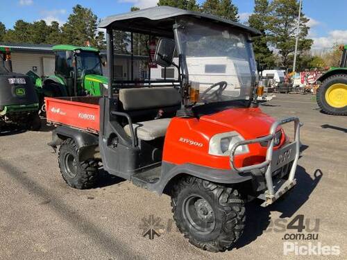 Kubota RTV900