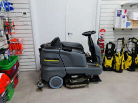 Karcher Ride on Floor Scrubber 750mm B90 R BP Classic Battery - picture0' - Click to enlarge