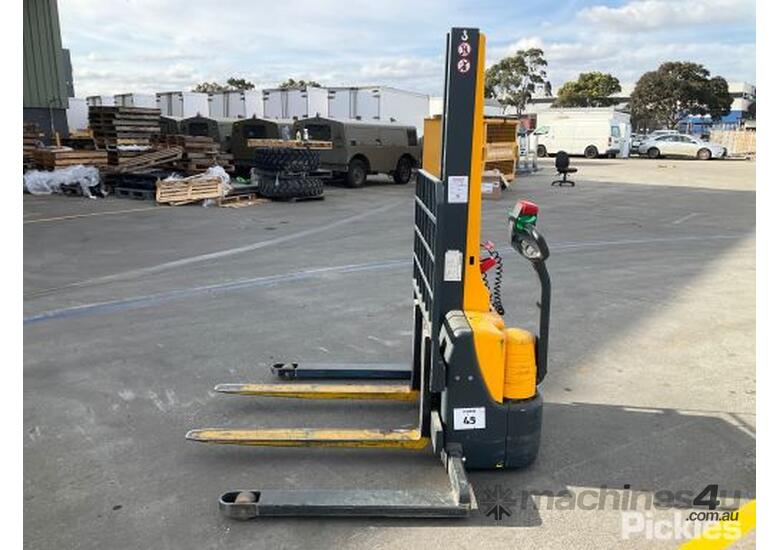 Used 2006 Jungheinrich 2006 Jungheinrich EMC B10 Walk Behind Forklift ...