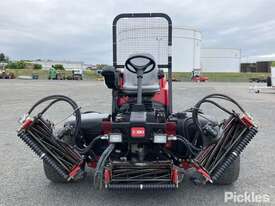 Toro ReelMaster 5610 Front & Centre Mount Reel Mower - picture0' - Click to enlarge