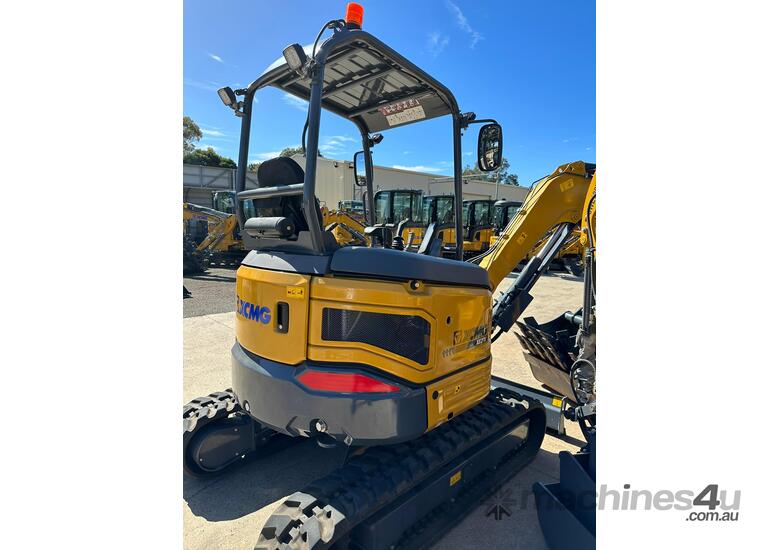 LAST DISCOUNTED ONE! XCMG 2.7T Excavator Civil Spec XE27U with Buckets and Ripper Package