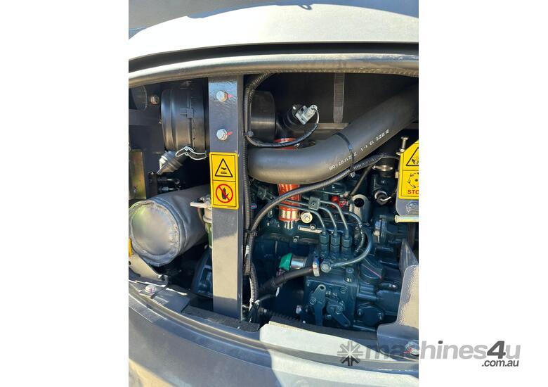 LAST DISCOUNTED ONE! XCMG 2.7T Excavator Civil Spec XE27U with Buckets and Ripper Package