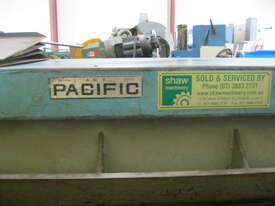 Pacific Aust Made 2450mm x 3mm Hydraulic Guillotine - picture1' - Click to enlarge