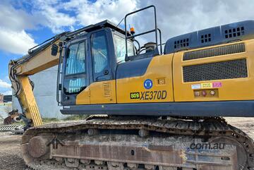LAST ONE! DISCOUNTED FURTHER! 37T XE370D Excavator + Bucket Package XCMG