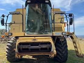 New Holland TX66 Combine Harvester  - picture1' - Click to enlarge