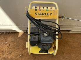 Stanley Pressure Cleaner - picture0' - Click to enlarge