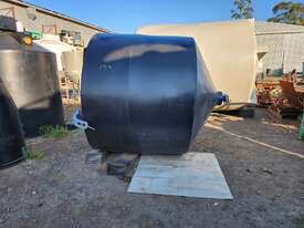 4100 Litre Silo. Black - picture2' - Click to enlarge