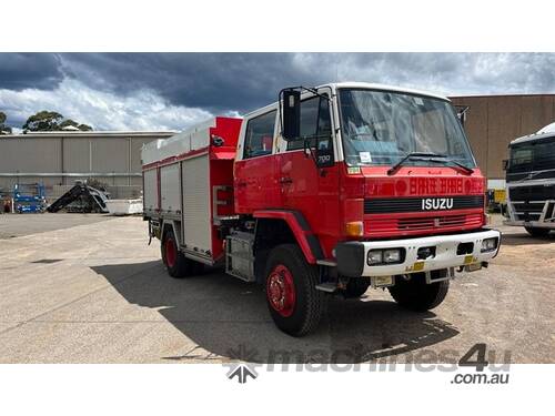 Isuzu FTS700