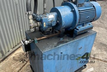 Hydraulic 5.5kw power pack VICKERS variable displacement Axial Piston Pump PVQ32 B2R SE1S