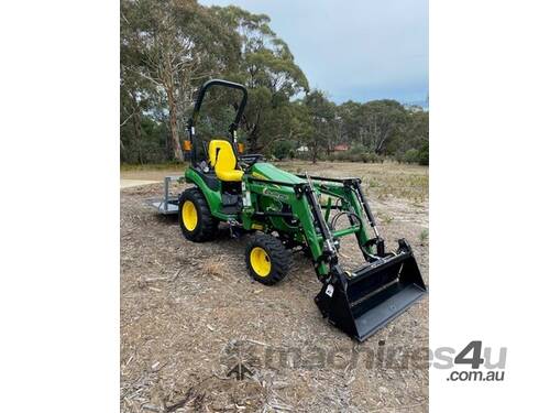 2019 John Deere 2025R Compact Ut Tractors