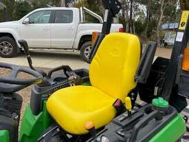 2019 John Deere 2025R Compact Ut Tractors - picture2' - Click to enlarge