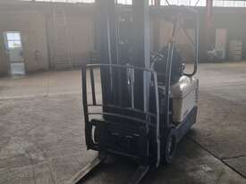 Crown forklift for sale-3 wheel electric 6120mm lift height 1.4 Ton plus charger - picture2' - Click to enlarge