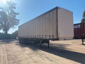 1995 Freighter ST3 Tri Axle Curtainside B Trailer - picture0' - Click to enlarge