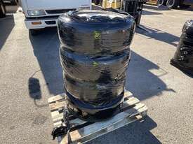 Quantity of Tyres and Rims - picture0' - Click to enlarge