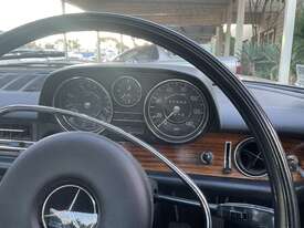 1969 Mercedes Benz CE250  Petrol - picture2' - Click to enlarge