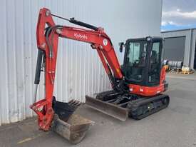 Kubota KX 040-4G Excavator - picture2' - Click to enlarge