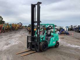 2014 Mitsubishi FG45NT Forklift - picture1' - Click to enlarge