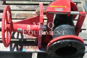 M & Q EQUIPMENT - LAROX 200mm PINCH VALVE