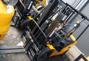 XCMG 2.5T Forklift | Diesel | Model: FD25T