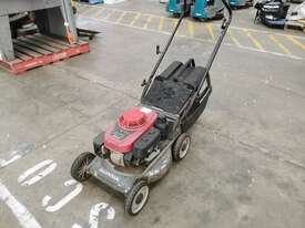 Honda HRU196 Petrol Mower - picture2' - Click to enlarge