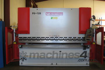 Shaw - Demo Metalmaster 3200mm x 135 ton Hydraulic Pressbrake with Laser Guarding