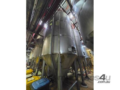 caption Carlson 10,000L Fermentation Tank