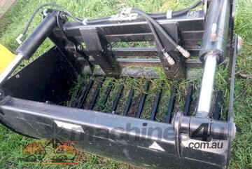 (8253) Silage Grab - like New (Cobram, VIC)