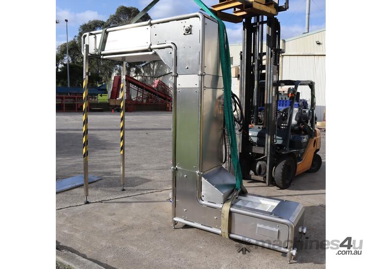 caption Stainless Steel Bucket Elevator Conveyor - Iopak IWBE-SS