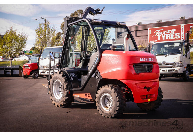 caption 2023 Manitou MC25-4 Forklift 2500 Kg - Suitable for Bulky Materials
