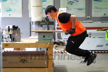 AARON V8 Vacuum Table | Suction Table | Workpiece Holding | MDF, HMR, Glass, Plastic, Ceramic