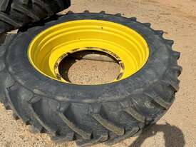 JOHN DEERE INNER RIM & TYRE  480/80R50 - picture0' - Click to enlarge