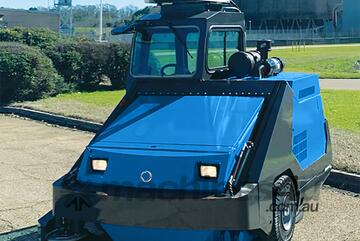 CONQUEST- SD180D Super Duty Ride-on Sweeper with advanced HEPA Filter