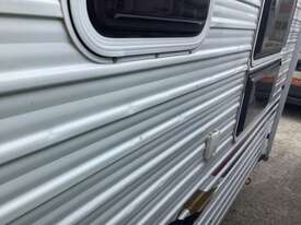 2001 Galaxy Southern Cross Single Axle Pop Top Caravan - picture2' - Click to enlarge