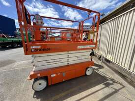 2022 Snorkel S4726E Scissor Lift - picture2' - Click to enlarge