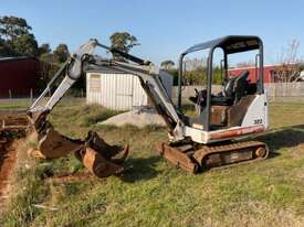 Bob Cat 322 excavator - picture0' - Click to enlarge