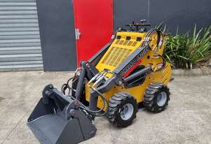 Commando AM235PW Mini Skid Steer Loader | 23HP Briggs & Stratton Engine | Optional Joystick Controls