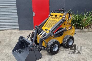 Commando AM235PW Mini Skid Steer Loader | 23HP Briggs & Stratton Engine | Optional Joystick Controls
